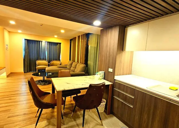 Nana Plaza Sukhumvit 公寓 曼谷
